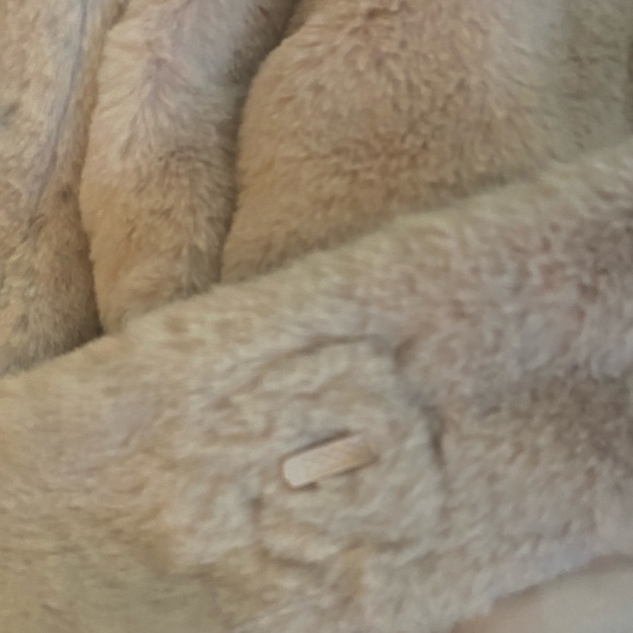 Liz Claiborne notch collar faux fur coat NWT S - Picture 6 of 7